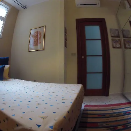 Casa Marzulli Vakantiehuis Acireale