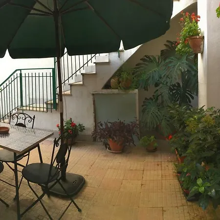 Casa Marzulli Vakantiehuis Acireale
