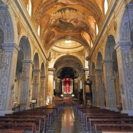 Casa Marzulli Vakantiehuis Acireale